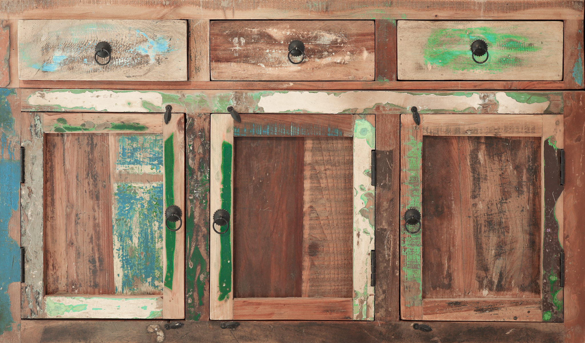 Start Restoring Old Wood Furniture – Mother Earth News