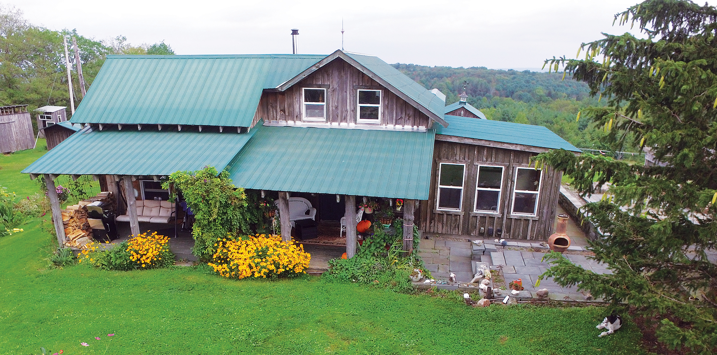 How To Build Your Own Cabin from a Tiny House – Mother Earth News