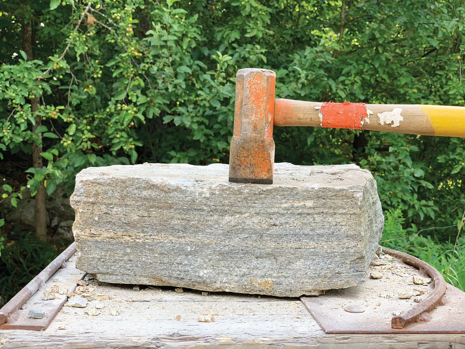 Basic Techniques for Shaping Stone by Hand – Mother Earth News